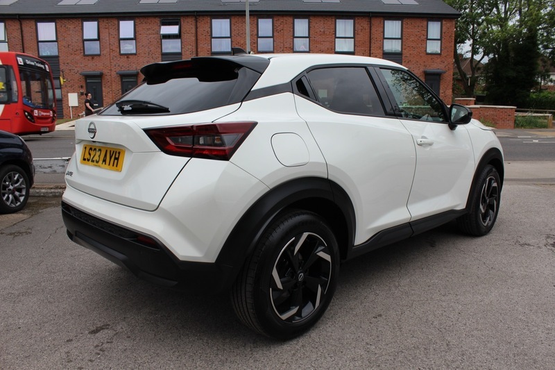 Nissan Juke Dig-t N-connecta LS23AYH White #6