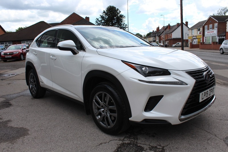 Lexus NX 2.5 300H Suv White #3