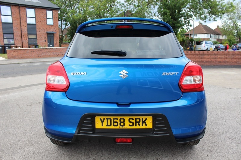 Suzuki Swift Attitude Dualjet Red #7