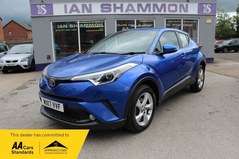 Toyota C-Hr Icon Blue