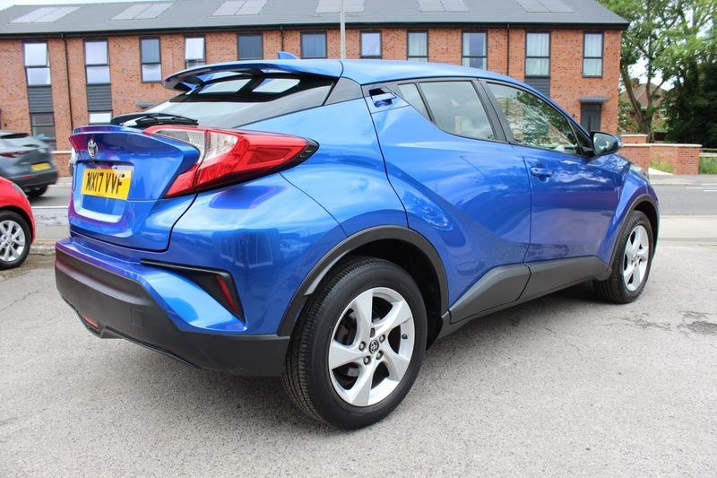 Toyota C-Hr Icon Blue #5