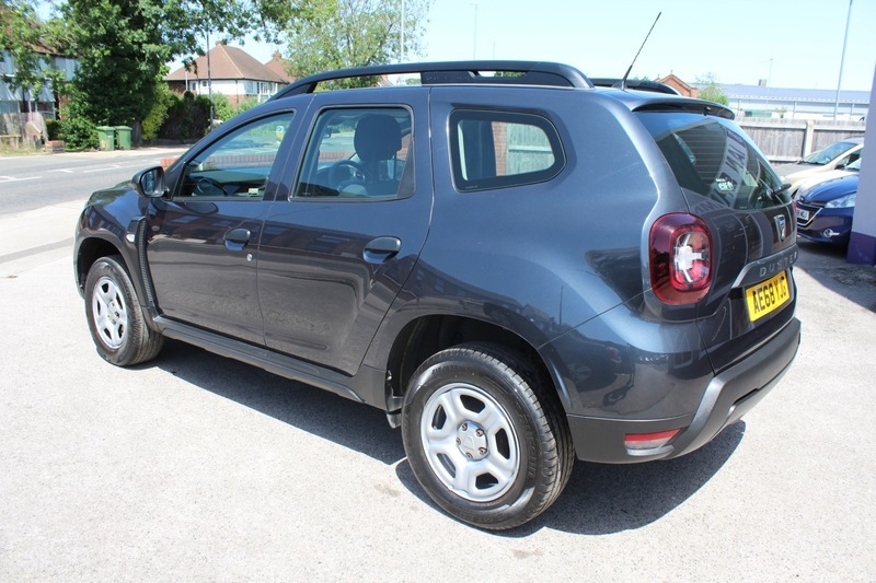 Dacia Duster 1.5 Essential Dci Grey #4