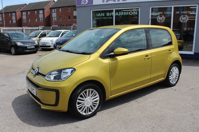 Volkswagen Up 1.0 Move Up Five Yellow #2