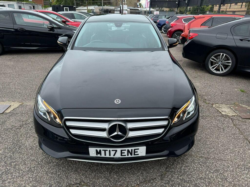Mercedes-Benz E Class Saloon 2.0 E220d Se G-tronic Euro 6 Ss 20 MT17ENE Black #3