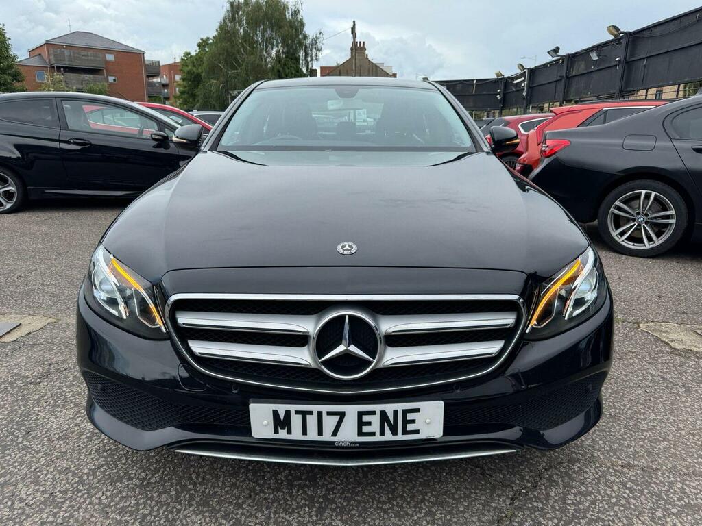 Mercedes-Benz E Class Saloon 2.0 E220d Se G-tronic Euro 6 Ss 20 MT17ENE Black #4