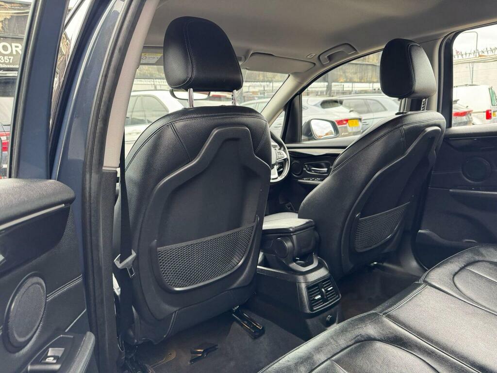 BMW 2 Series Active Tourer 220D M Sport Black #41