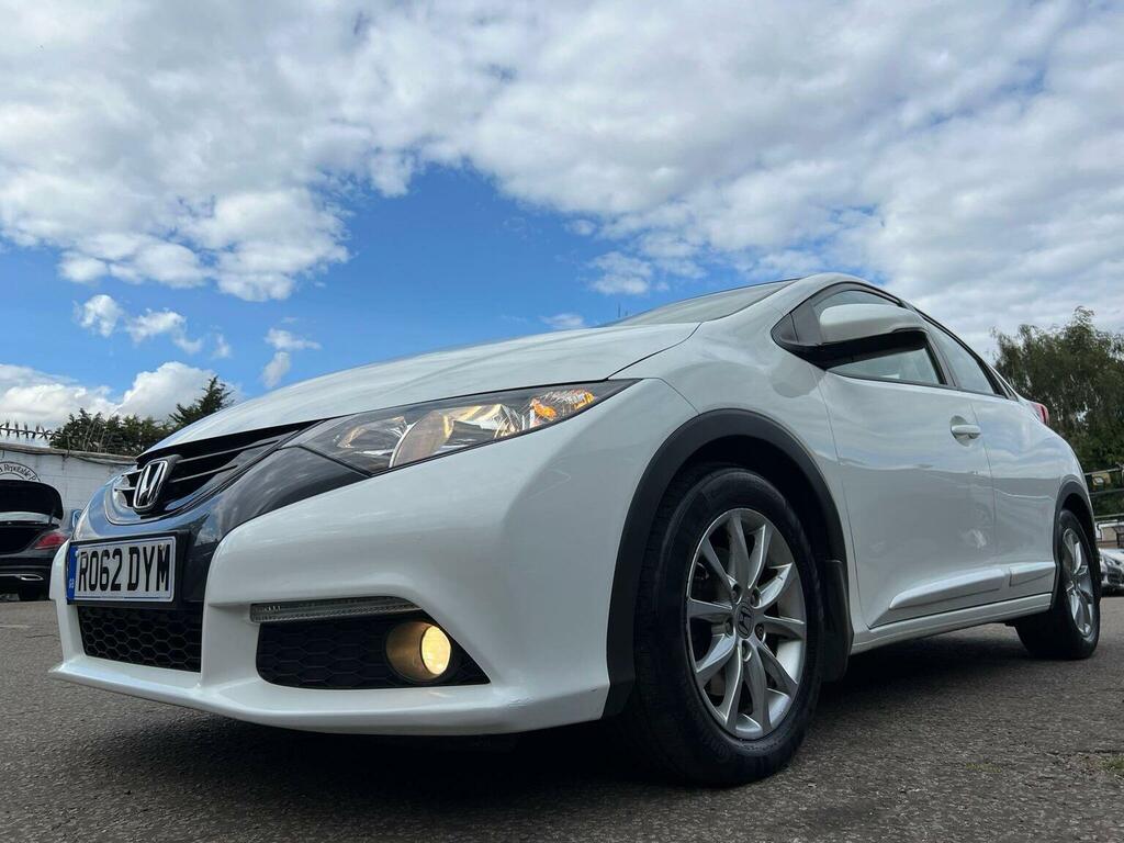 Honda Civic 1.8 I-vtec Es Euro 5 White #5