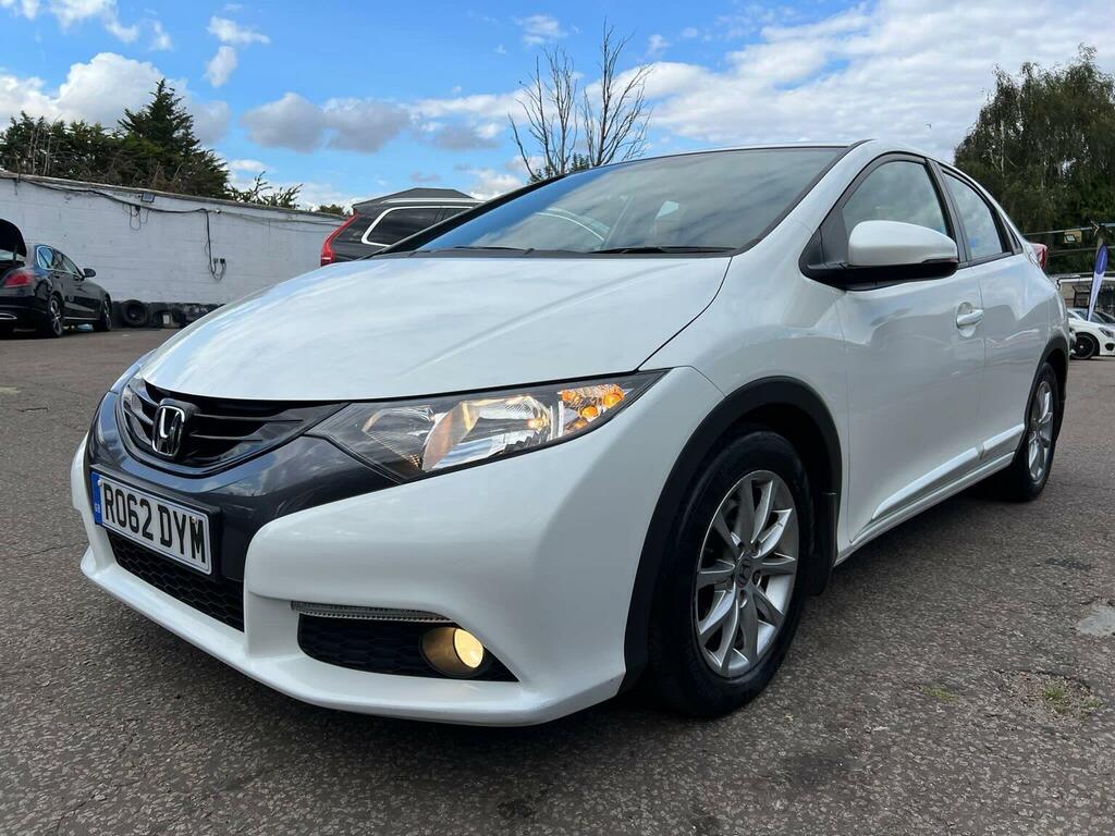 Honda Civic 1.8 I-vtec Es Euro 5 White #2