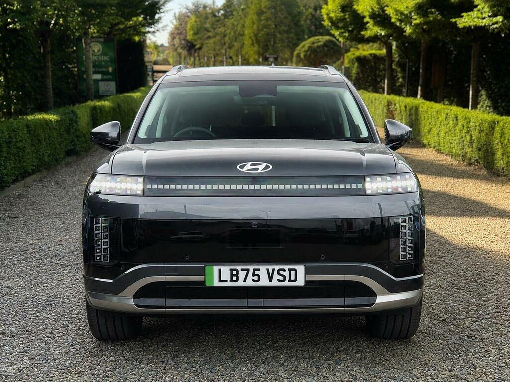 Hyundai Ioniq Hatchback Black #2