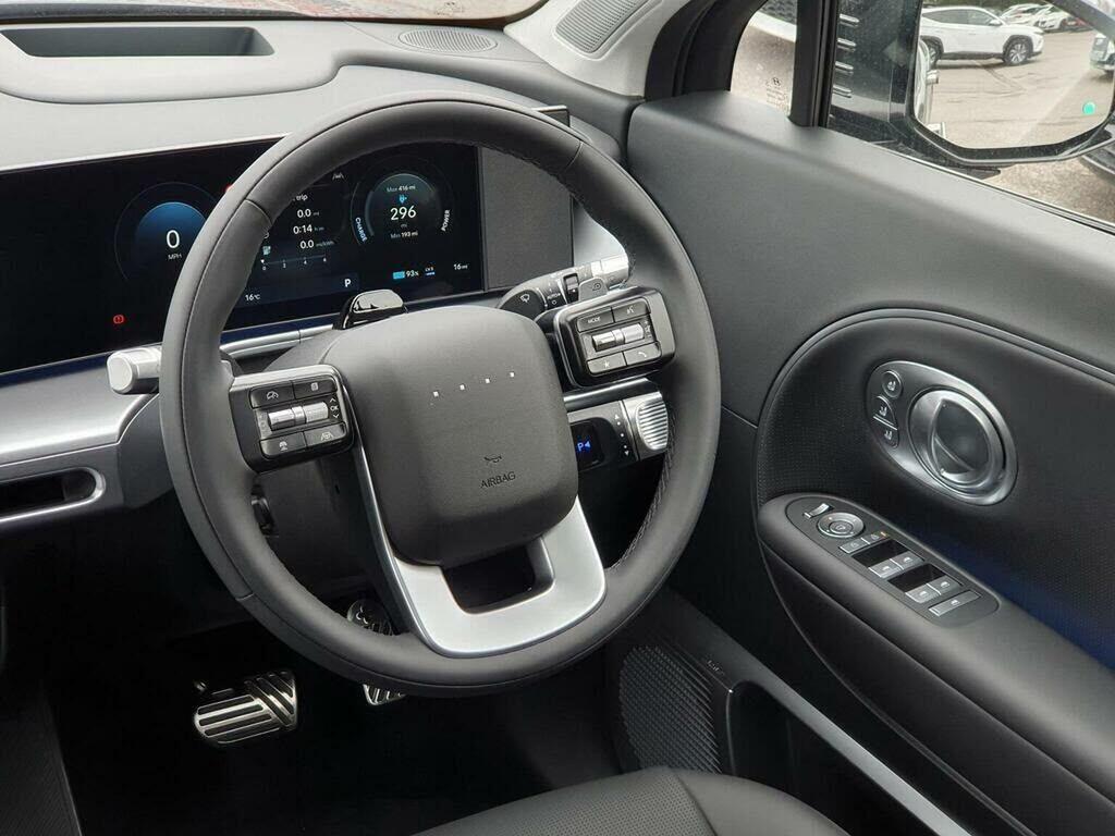 Hyundai Ioniq Hatchback Black #7