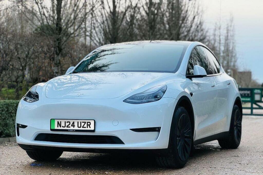 Tesla Model Y 2023 72 Suv  #20