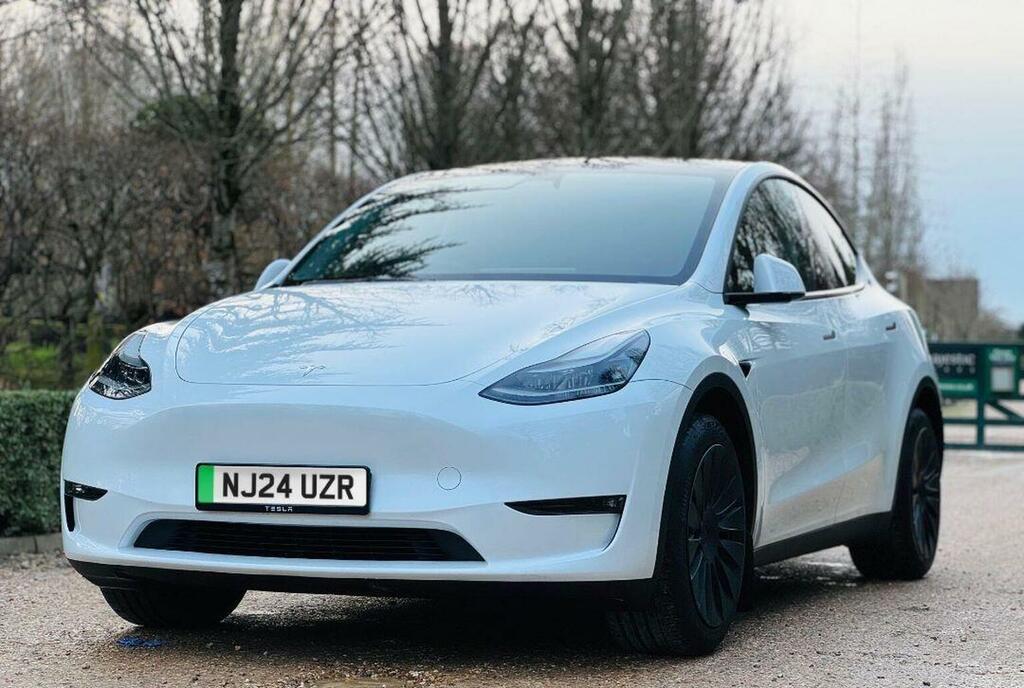 Tesla Model Y 2023 72 Suv  #21