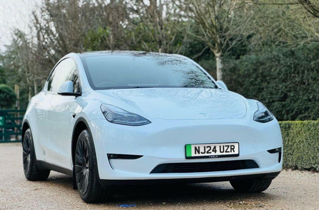 Tesla Model Y 2023 72 Suv  #22