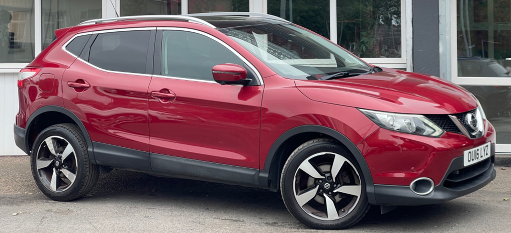 Nissan Qashqai 1.6 Dci N-connecta Suv 2Wd Euro OU16LYZ Red #4