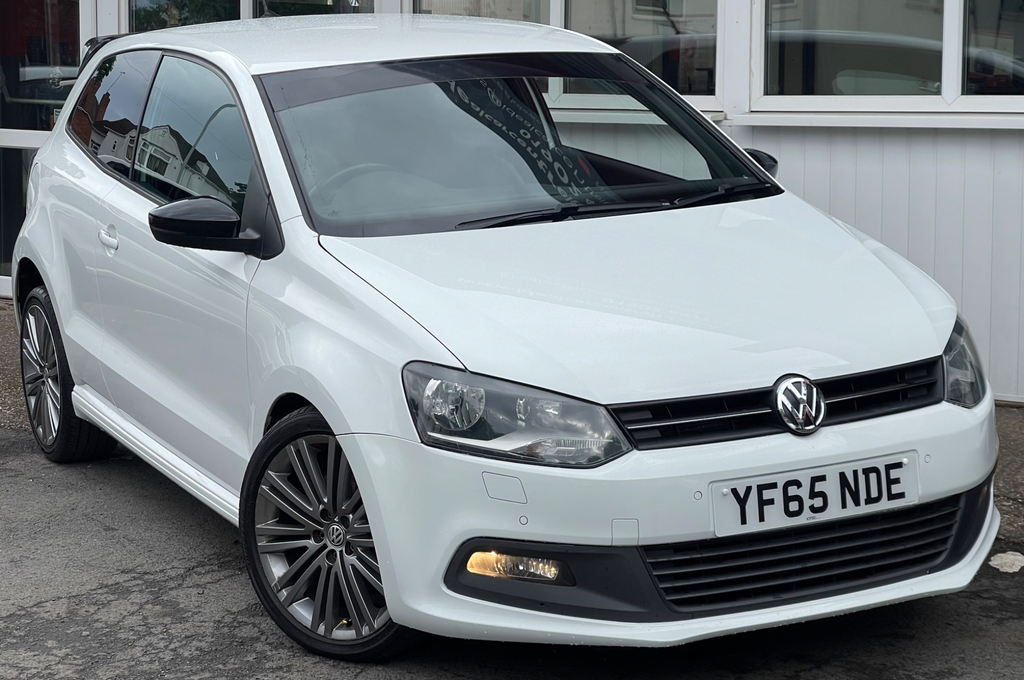 Volkswagen Polo 1.4 Tsi Bluemotion Tech Act Bluegt Hatchback P White #3