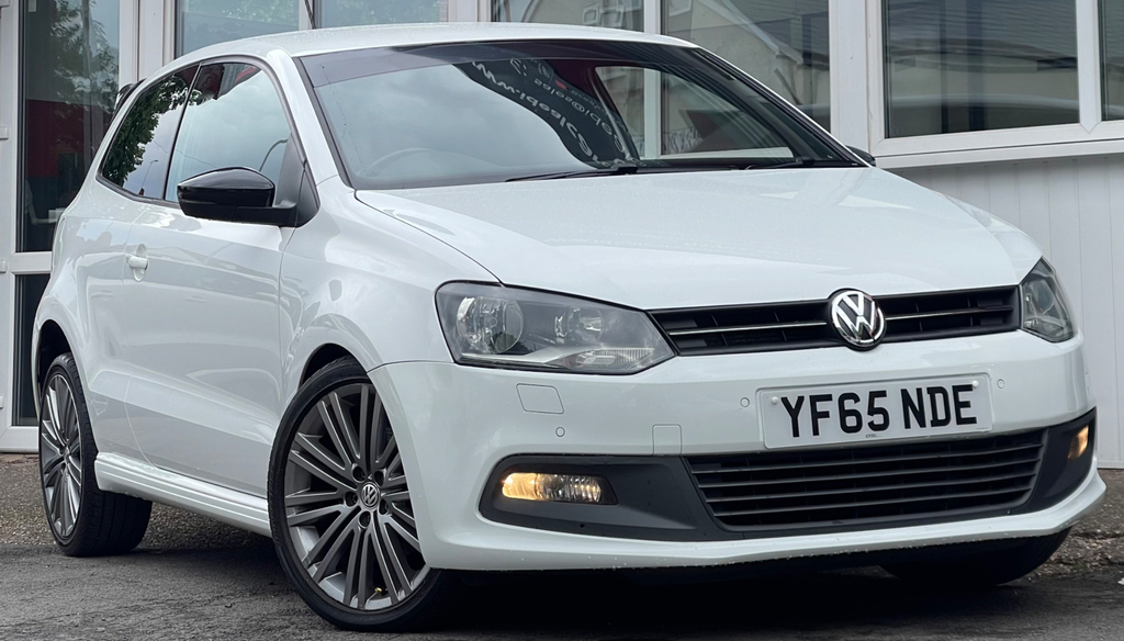 Volkswagen Polo 1.4 Tsi Bluemotion Tech Act Bluegt Hatchback P White