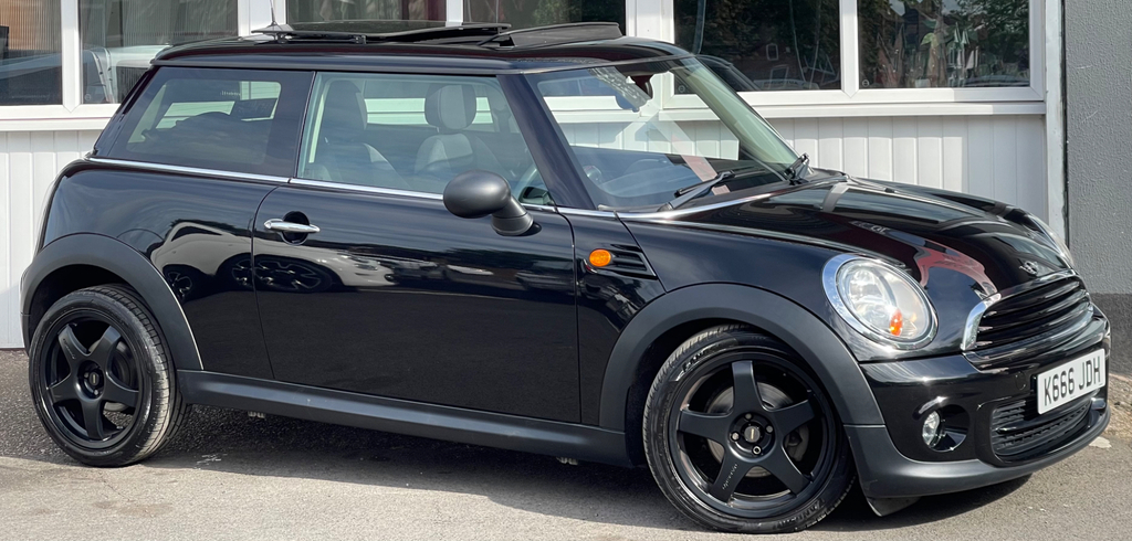 Mini Hatch 1.6 One Hatchback Steptronic Euro 5 98 Black #3