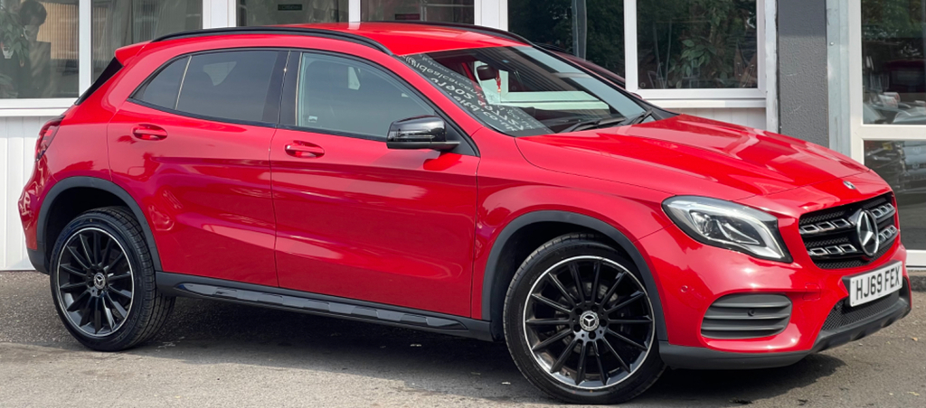 Mercedes-Benz GLA Class 1.6 Amg Line Edition Suv 7G-dct Euro 6 HJ69FEX Red #3