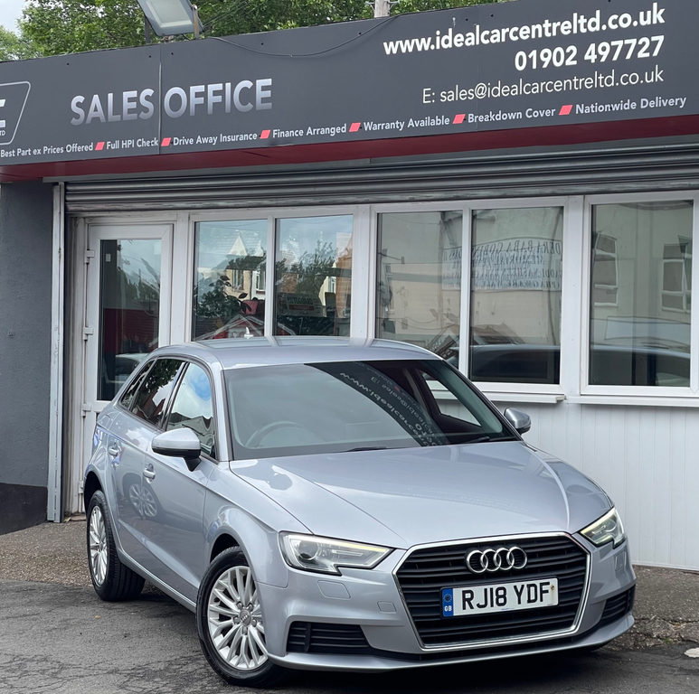 Audi A3 1.6 Tdi Se Technik Sportback S Tronic E RJ18YDF Silver #2