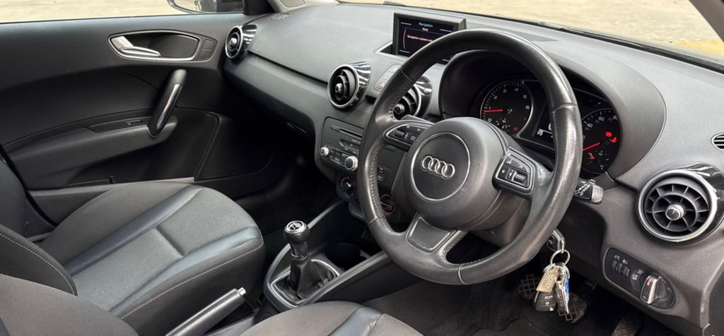 Audi A1 1.4 Tfsi Sport S Tronic Blue #5