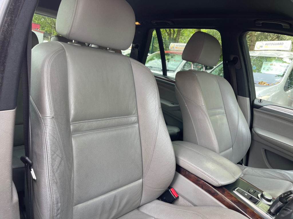 BMW X5 X5 Se 7S 3.0D Black #16