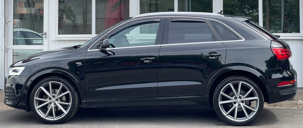 Audi Q3 2.0 Tdi Sport Black #32