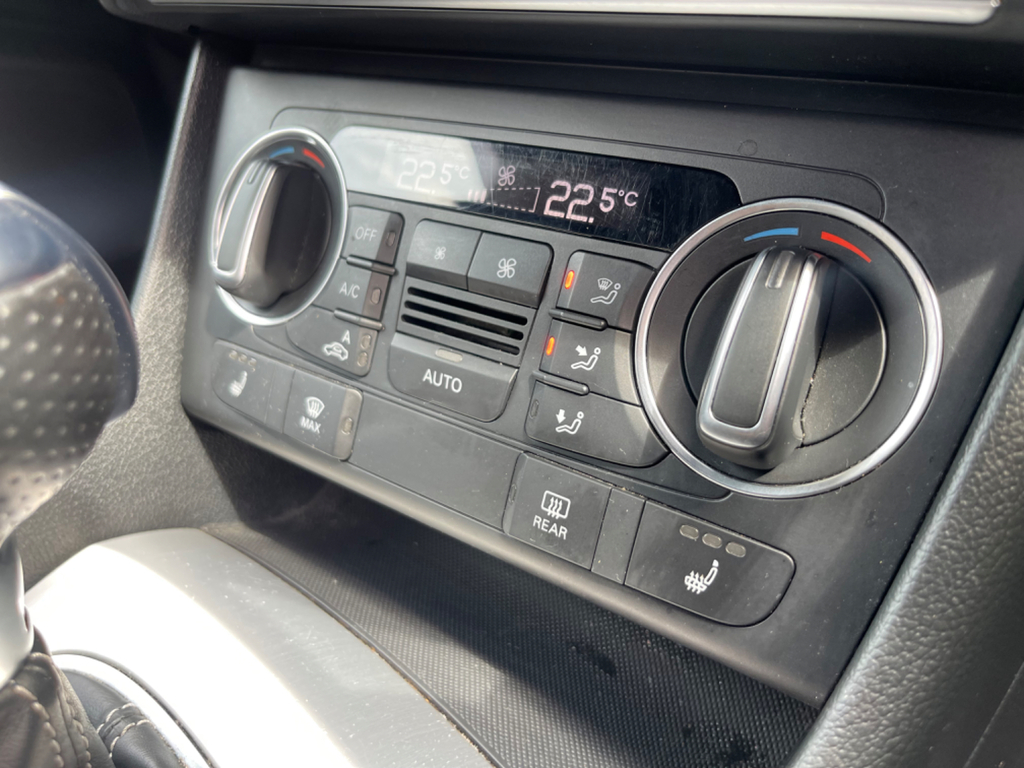 Audi Q3 2.0 Tdi Sport Black #26