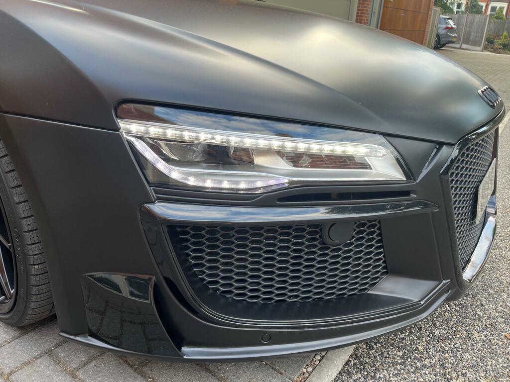 Audi R8 2013 63 Spyder Blue #13
