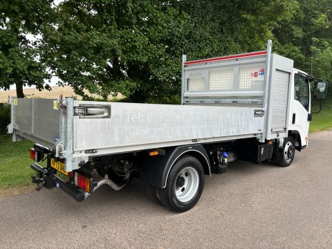 Isuzu N35.125t Toolbox Tipper HF73UHB White #2