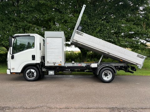 Isuzu  N35.125t Grafter Lwb Dies Dropside White #5