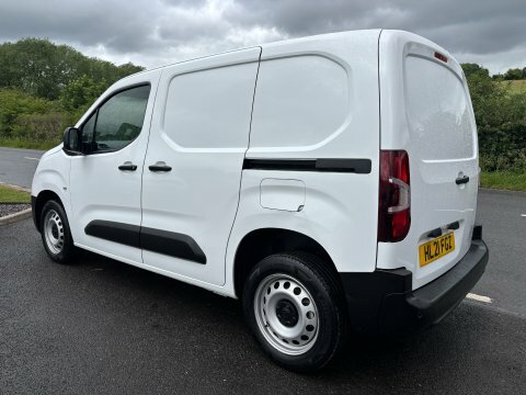Vauxhall Combo L1h1 2300 100 White #6