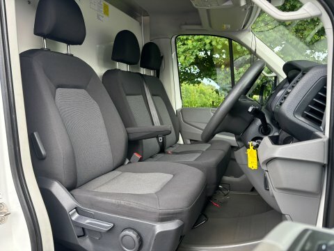 Volkswagen Crafter Cr35 Startline 140 White #4