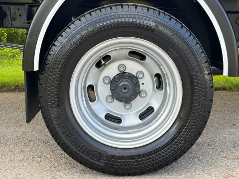 160Kw Ultra 80Kwh 20 Alloy White #29