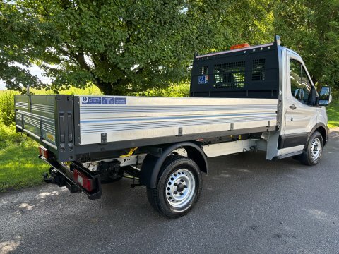 Ford Transit Custom Custom 2.0 Ecoblue 170Ps Low Roof Trail Van Black #2
