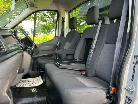 Ford Transit Custom Custom 2.0 Ecoblue 170Ps Low Roof Trail Van Black #3