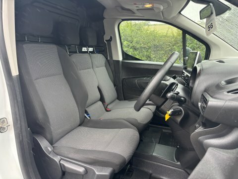 Citroen Berlingo 1000 Enterprise M NA69GGP White #4