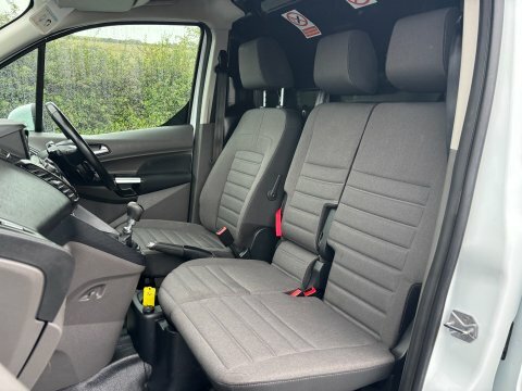 Ford Transit Connect 240 L2 Limited MA22UUL White #3