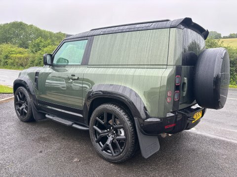 Land Rover Defender D250 Hard Top Green #6