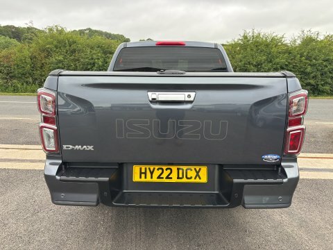 Isuzu D-Max Pickup Red #10