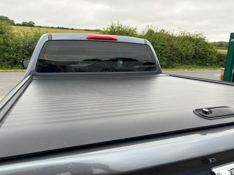 Isuzu D-Max Pickup Red #11