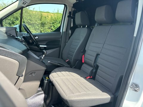 Ford Transit Connect 240 L2 Limited White #3