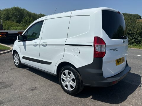 Ford Transit Courier Trend 1.0 Ecoboost White #6
