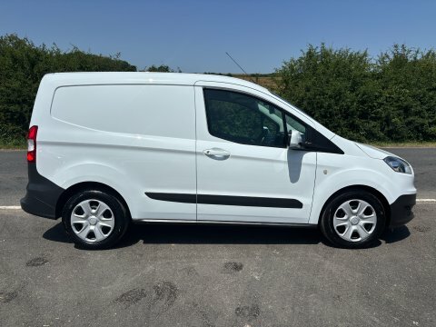 Ford Transit Courier Mpv White #10