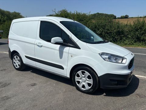 Ford Transit Courier Trend 1.0 Ecoboost White #5