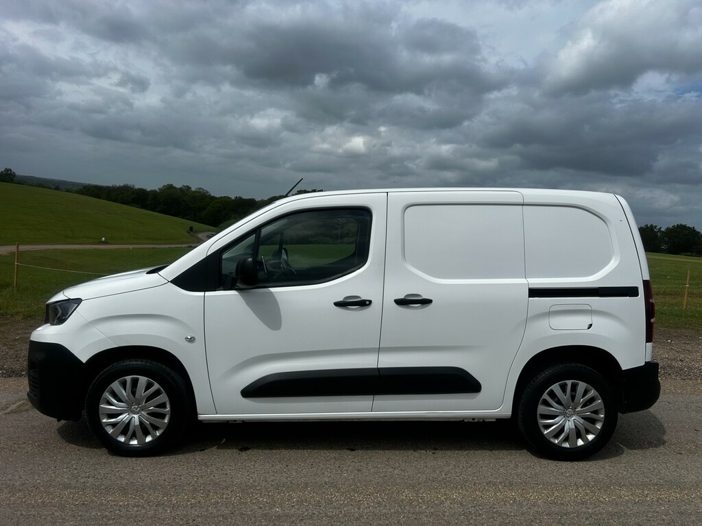 Peugeot Partner Bluehdi Professional L1 RJ21YXD White #5