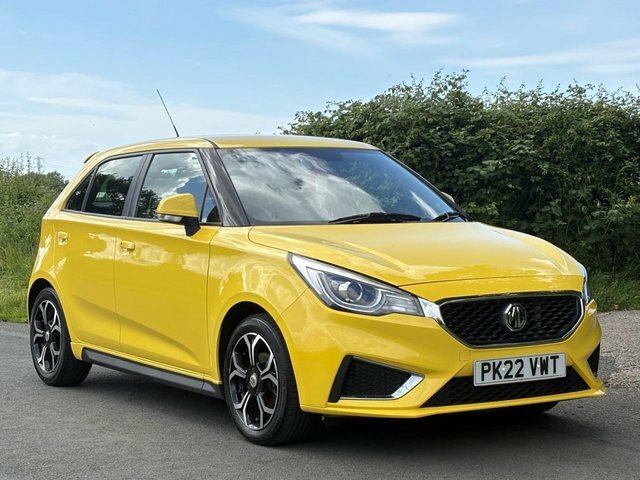 MG MG3 2022 1.5 Vti-tech Exclusive Nav Hatchback Petr Yellow