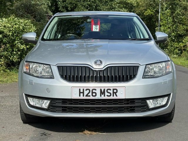 Skoda Octavia 2014 1.6 Tdi Elegance Hatchback Dsg Eur Silver #2