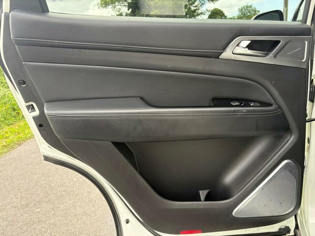 SsangYong Rexton Ultimate Grey #48