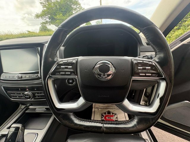 SsangYong Rexton Ultimate Grey #28