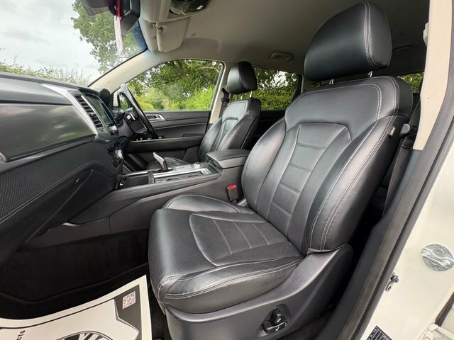 SsangYong Rexton Ultimate Grey #11